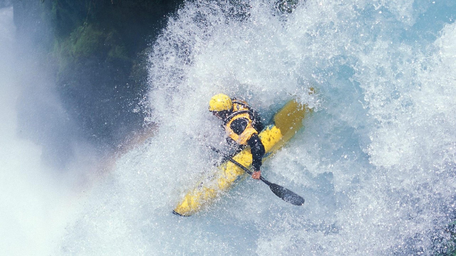 中国足球史上首次引入VAR技术实录,中国最早引进的足球联赛